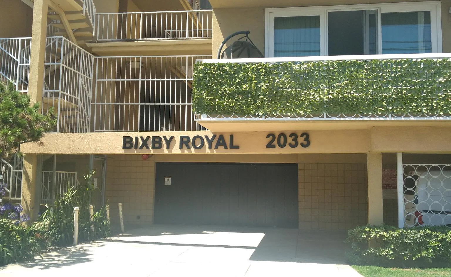 2 bed, 953 sqft, $2,395 — Photo 2