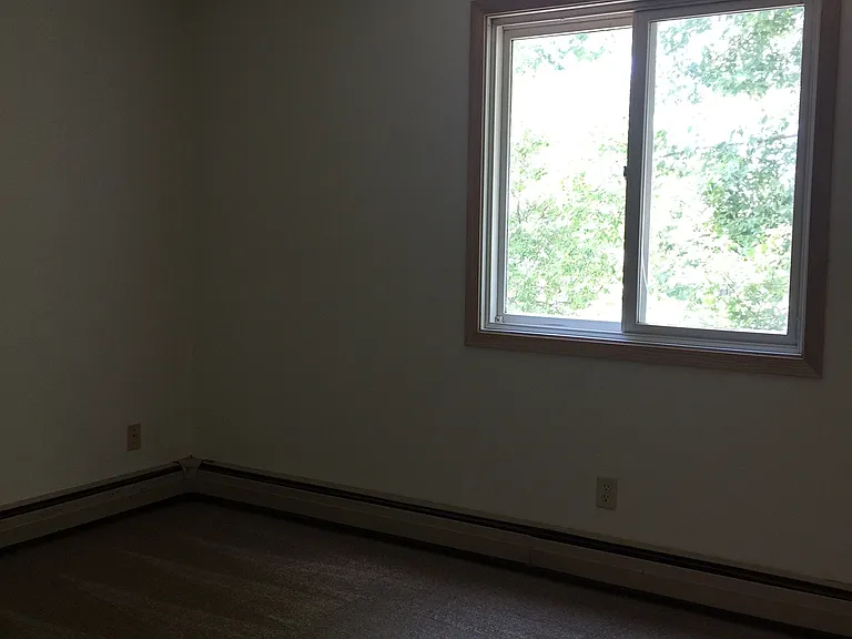 Homestead Apartments — Photo 22