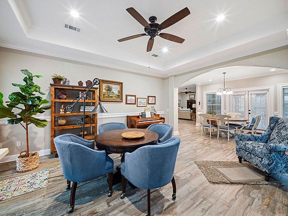 5th image of 1704 Loblolly Ln