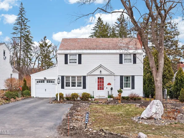 1549 Wyoming Avenue, Niskayuna, NY 12309