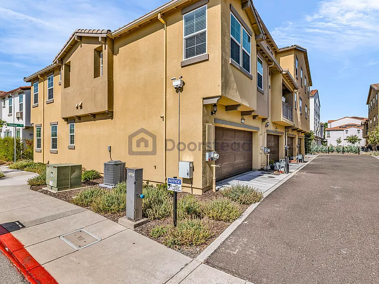 2958 Toulouse Walk — Photo 3