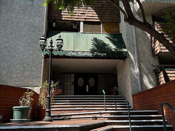 2nd image of 355 S Los Robles Ave Unit 212