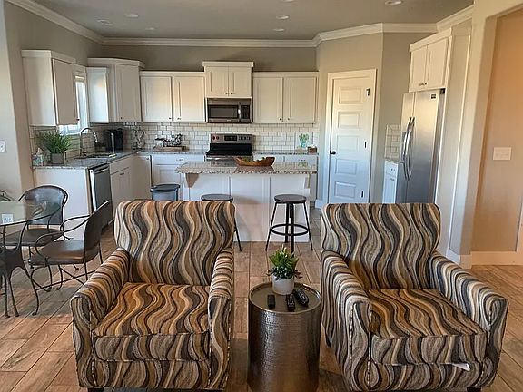 4th image of 3108 SW Riverstone Ave