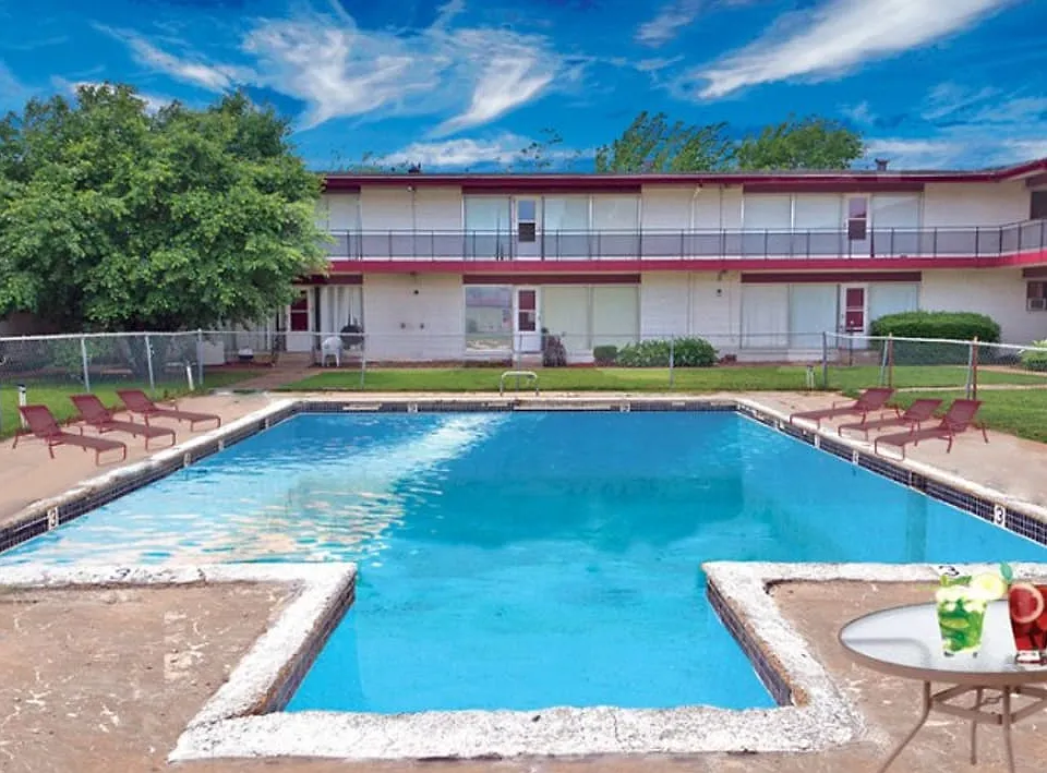Crestpark Apartments