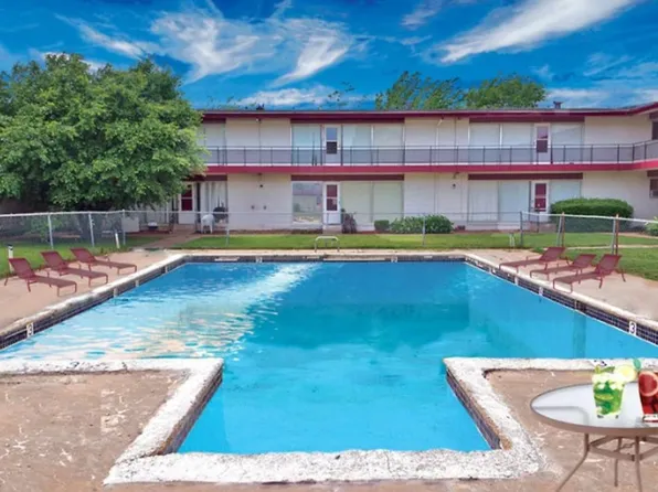 Crestpark Apartments