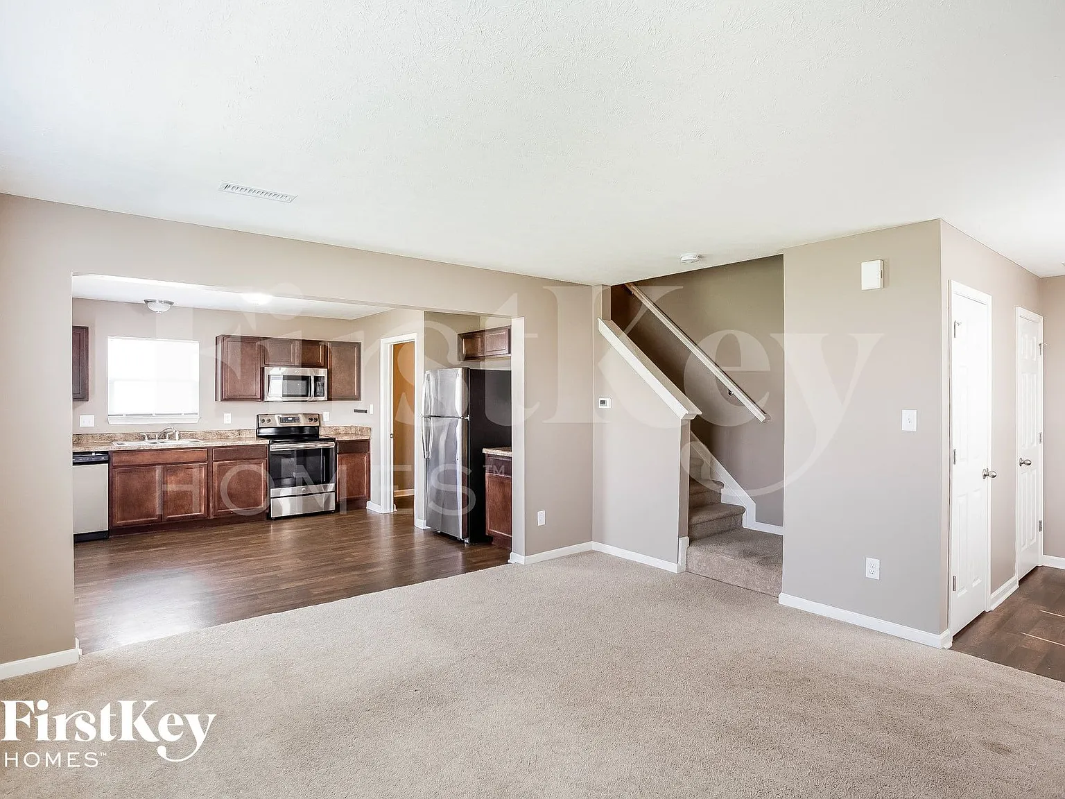 3 bed, 2.5 bath, 1406 sqft, $2,130 — Photo 4