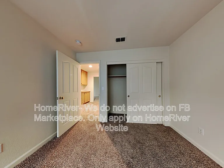 593 Fisher Cir — Photo 17