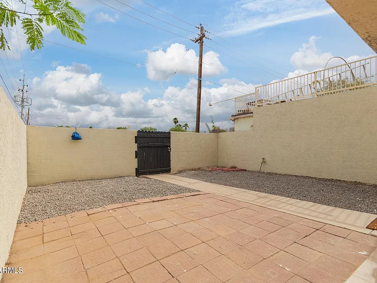 1348 E Brill St #1 — Photo 16