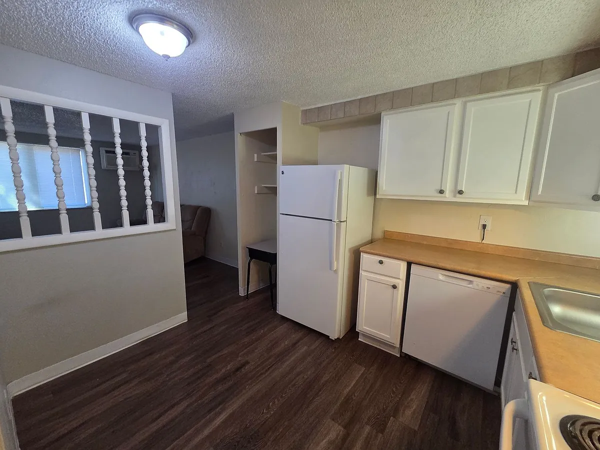 Building Photo - 8826 E Florida Ave #109