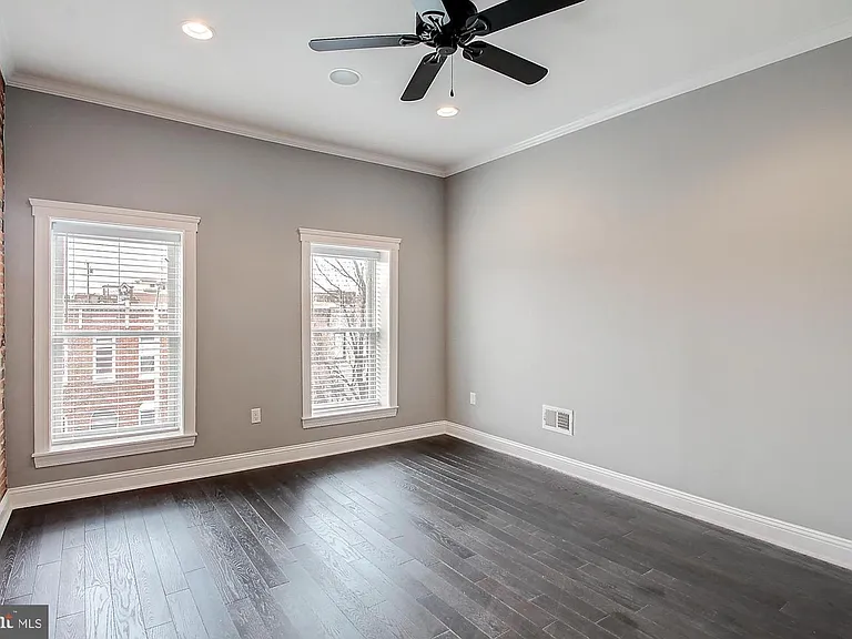 1430 S Charles St — Photo 13