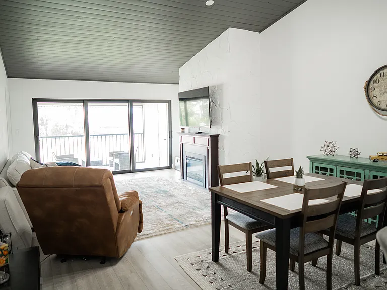 16590 Partridge Place Rd #201 — Photo 43