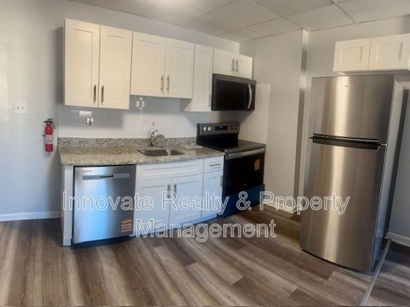 29 E Logan Ave APT 12