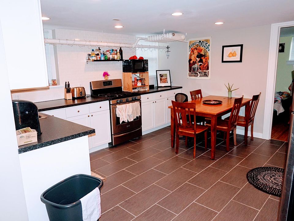 1st image of 1703 Ashland Ave APT 14