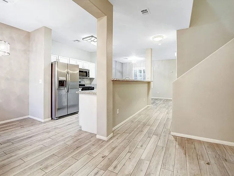 716 Peachy Canyon Cir #103 — Photo 19