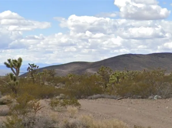 8765 & 8777 W Pine Tree Dr, Willow Beach, AZ 86445