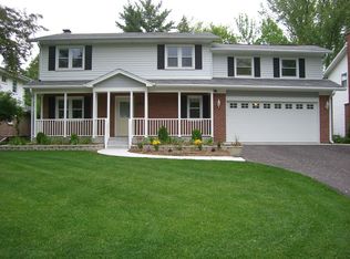 1021 Garden Ave, Geneva, IL 60134