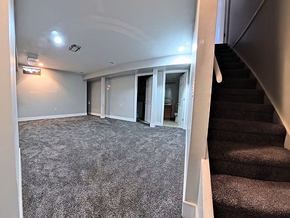 5th image of 24837 Auburn Ln