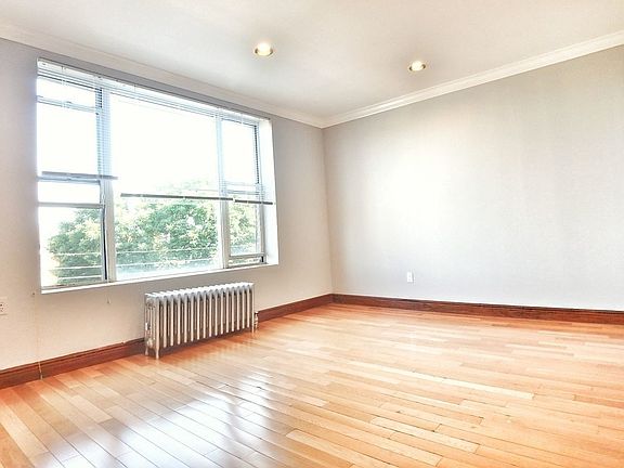 2nd image of 28-22 47th St #2R