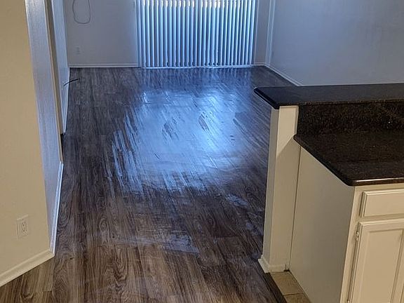 2nd image of 6726 Woodley Ave APT 209
