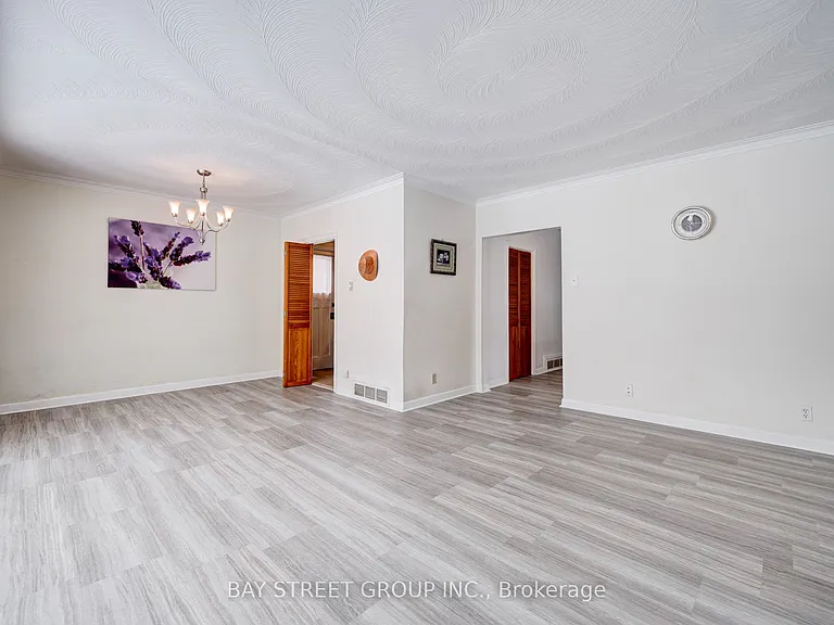 26 Benway Dr — Photo 7