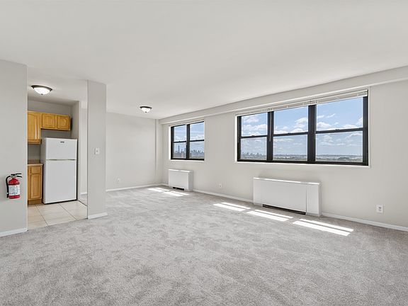 2nd image of 1225 Kennedy Blvd APT 4C