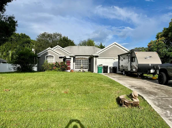 1997 SW Davis Street, Port St Lucie, FL 34953