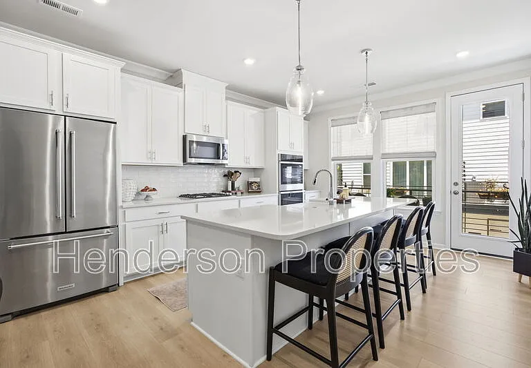 3008 Oak Landing Dr — Photo 12