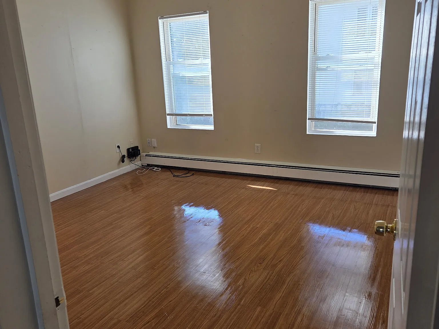 139 Maple St — Photo 3