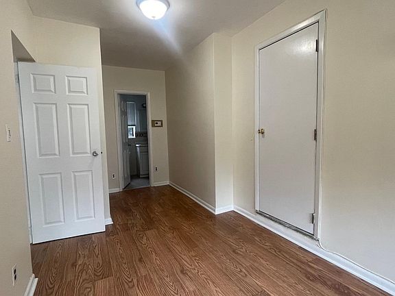 5th image of 3301 Ampere Ave #1