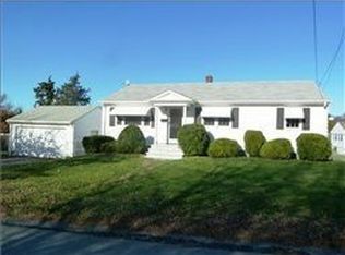 142 Brackett Ave, Tiverton, RI 02878