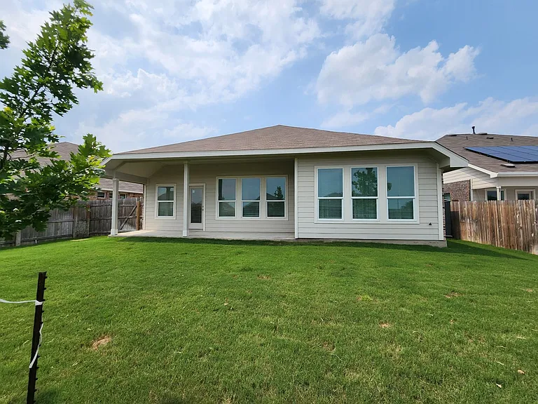 5923 Corsicana Cv — Photo 22