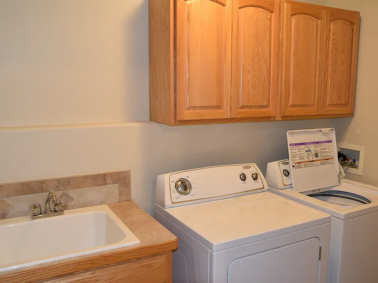 4748 Parachute Cir — Photo 10
