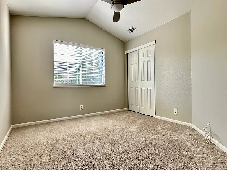 32241 Jean Dr — Photo 13