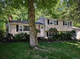 23 Jefferson Cir, Clinton, CT 06413