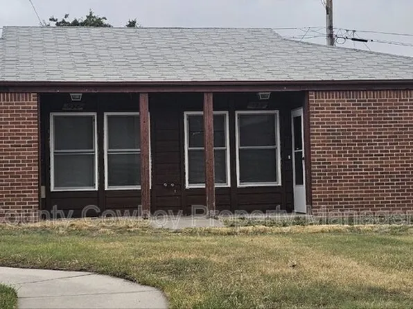 126 S Cribbon Ave, Cheyenne, WY 82007