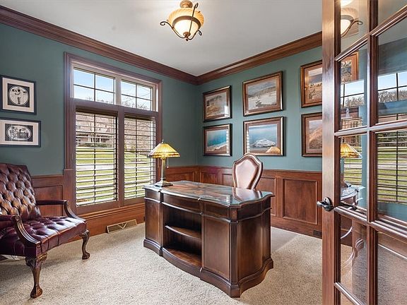 2nd image of 3012 Whispering Creek Dr