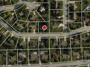 816 Grace Dr, Carmel, IN