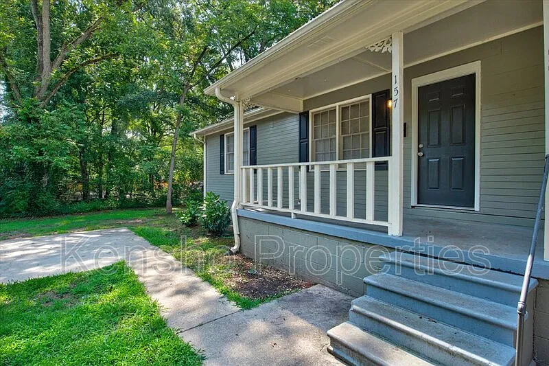 2 bed, 1.0 bath, 910 sqft, $1,345 — Photo 3