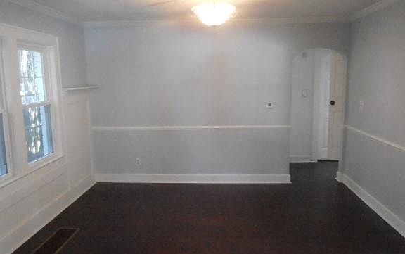 3rd image of 6365 N Washington Blvd