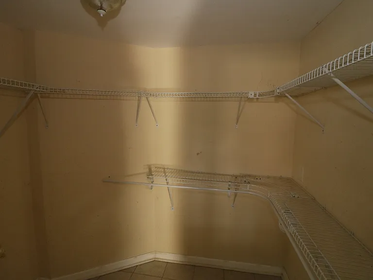 4589 Giles Ave — Photo 15