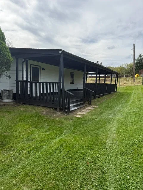3 bed, 1626 sqft, $2,400 — Photo 3