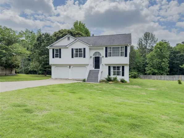 232 Whistleville Ct, Winder, GA 30680