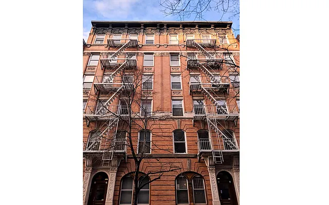 Sold by Douglas Elliman | media 10