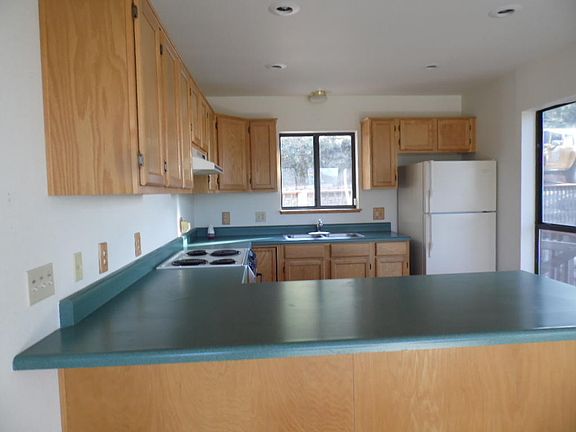 5th image of 4577 N Portal Dr