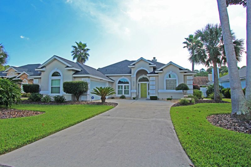 1st image of 1520 Persimmon Cir N