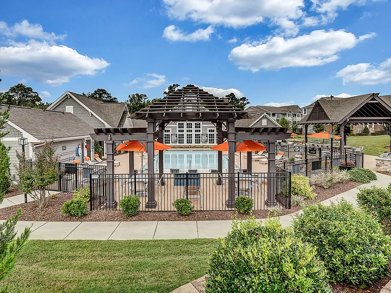 Avellan Springs Apartments — Photo 31