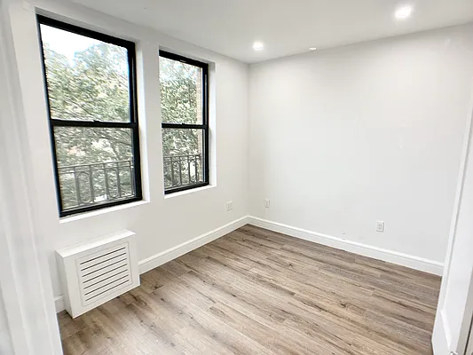 Rented by REAL New York | media 13