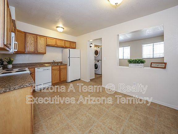 5th image of 3002-3004 N Sparkman Blvd #2