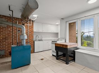 825 SW Broadway Dr #B, Portland, OR 97201