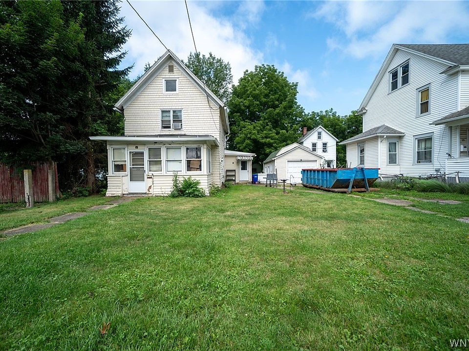 1st image of 309 N 12th St